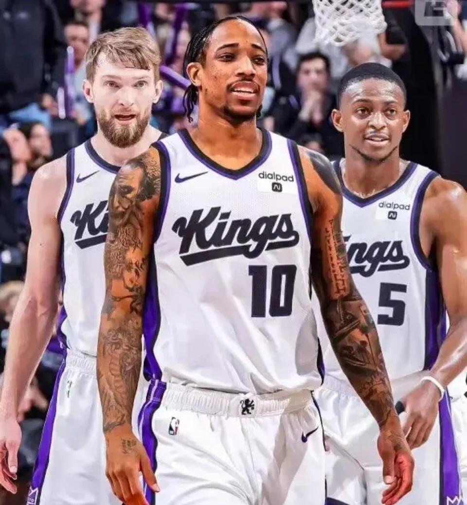 快船不敌马刺，德罗赞全场压制