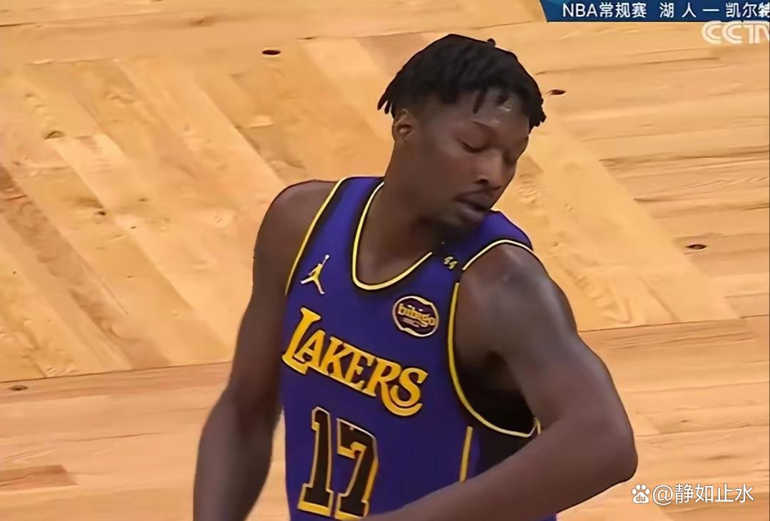 关于凯尔特人遭湖人逆转，霍华德关键时刻爆发逆转比赛的信息