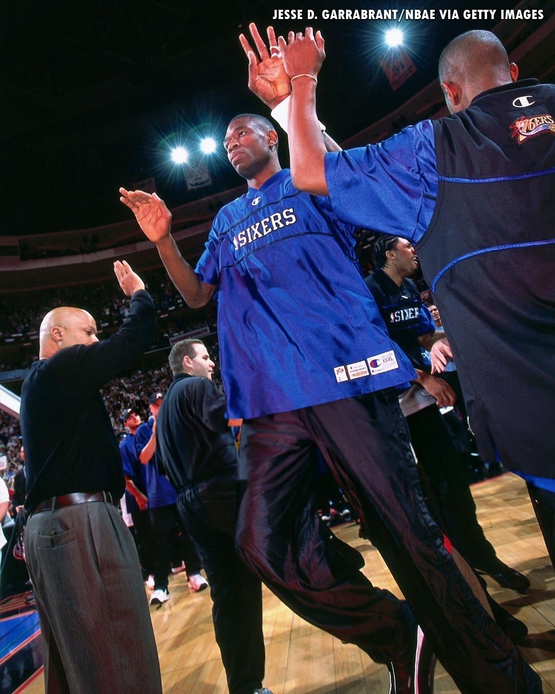 猛龙客场取胜，76人陷入落后的简单介绍