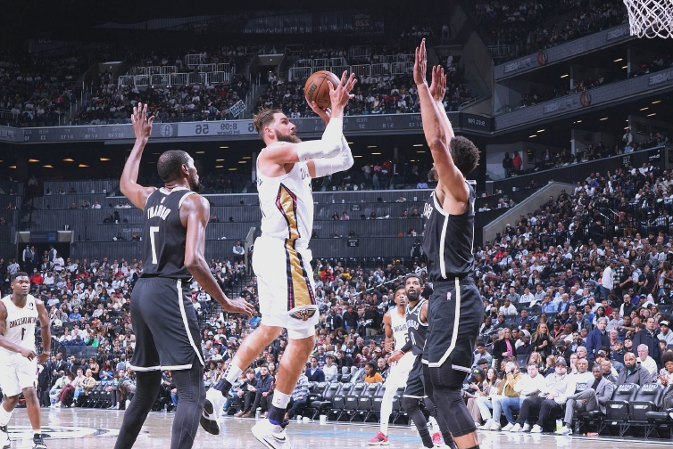 鹈鹕力克篮网,取得连胜 鹈鹕力克篮网,取得连胜