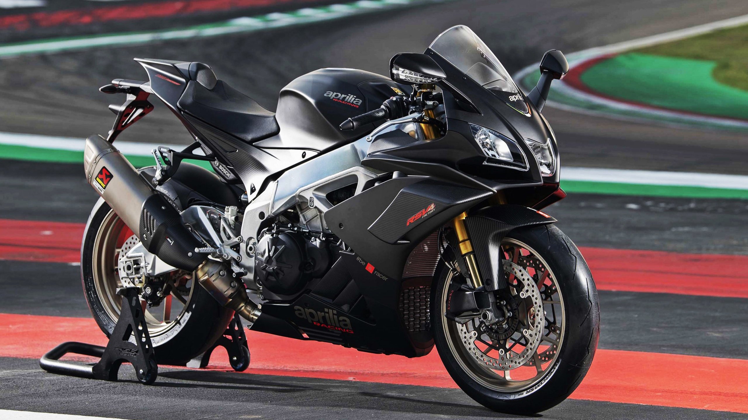 强度拉满，当NBA式火力覆盖欧冠战场—解析莱比锡红牛的全场压迫如何击穿AC米兰