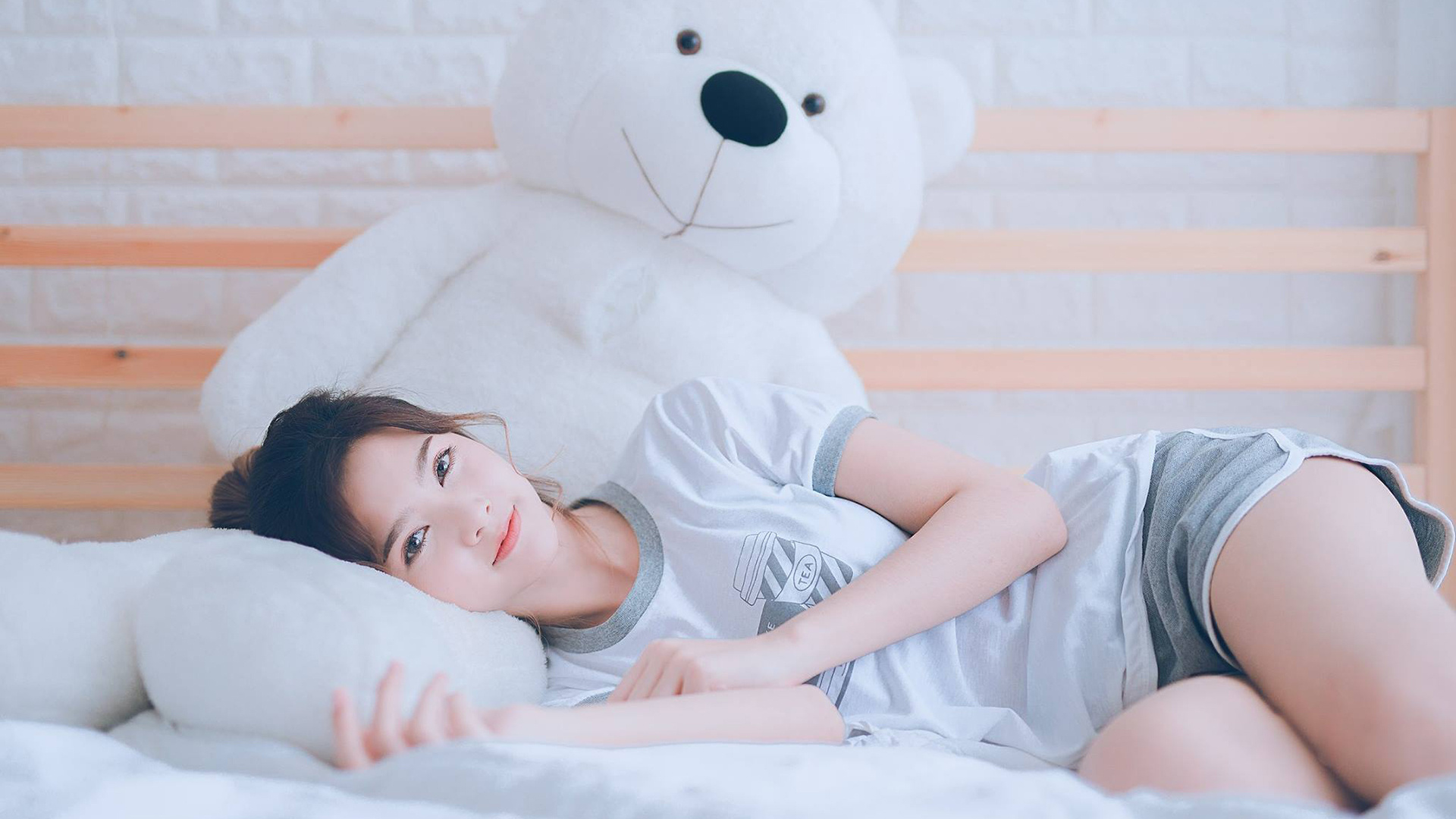 艺术对决，巴黎星光下的盛宴，与德布劳内演奏的孤高乐章