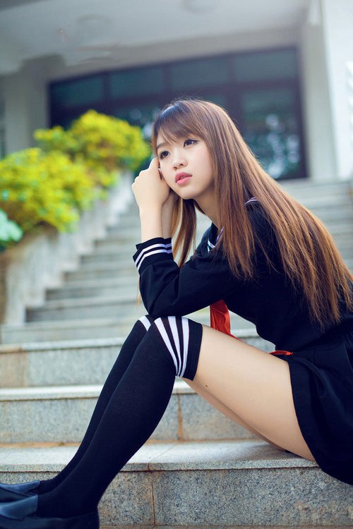 塞维利亚的冷雨夜，芬兰爆冷背后的足球革命，与阿尔瓦雷斯的奥运宣言