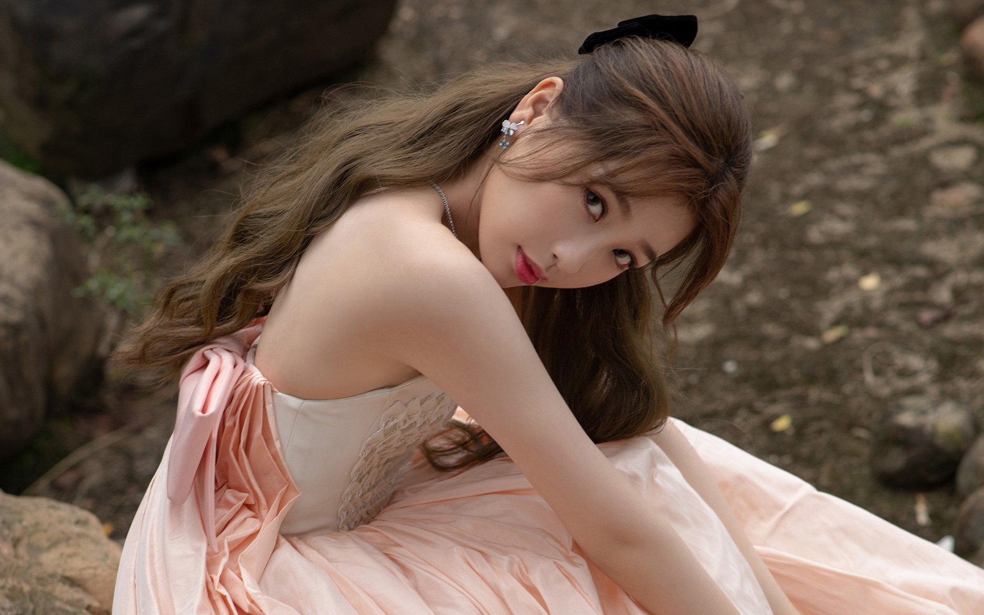 绿茵奇兵与闪电王国，当巴斯托尼的精准长传对话牙买加的红色旋风