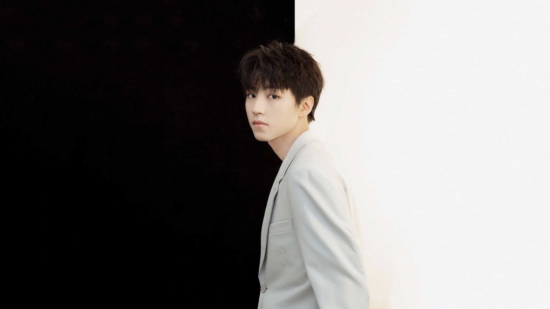 pg电子试玩-当梅西的叹息遇见克瓦拉茨赫利亚的飓风，一场关于传承的冰与火之歌