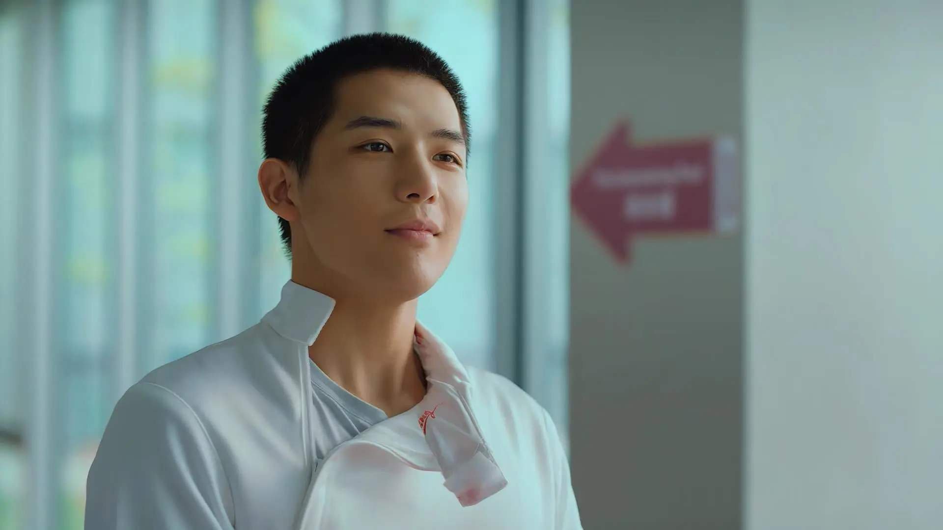 马丁内利一人独舞，美国大炮轰塌乌克兰钢铁防线